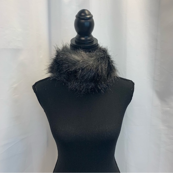 Surell dark gray black faux fur headband neck scarf - Picture 3 of 10